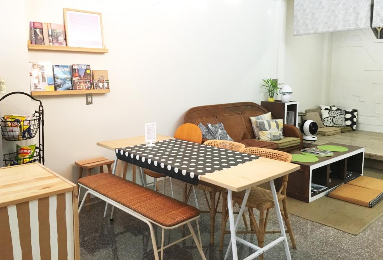 Tainan Gu Hostel Εξωτερικό φωτογραφία